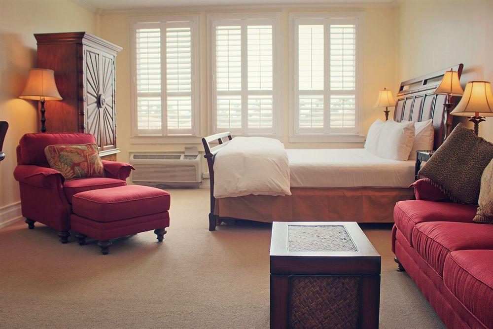 Renovated Studio In The Heart Of Palm Beach - Free Parking, Security Box Buitenkant foto