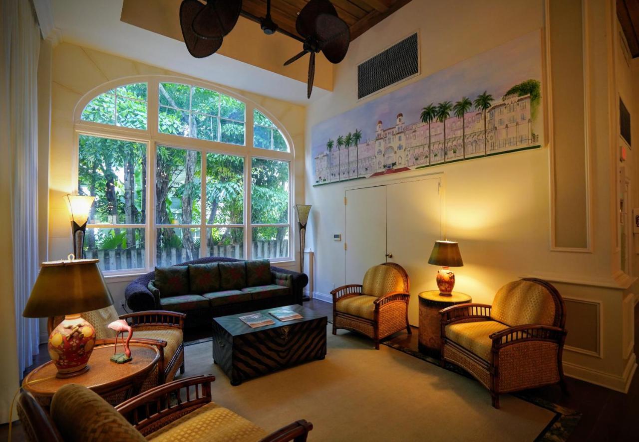 Renovated Studio In The Heart Of Palm Beach - Free Parking, Security Box Buitenkant foto